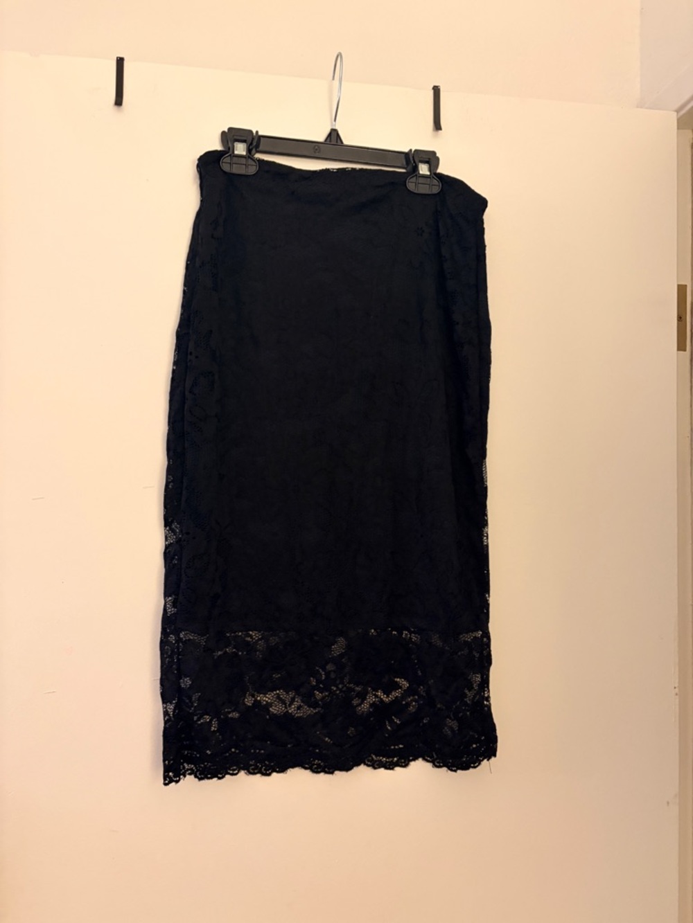 Black Lace Midi Pencil Skirt